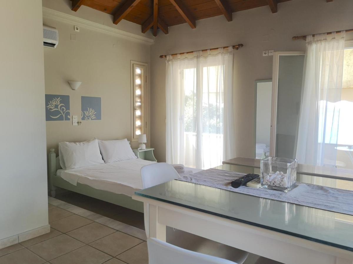 12 Gods Resort Pylos Ngoại thất bức ảnh